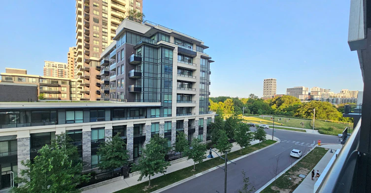 509-18 Water Walk Drive, Markham, ON, L3R 6L5 - 23