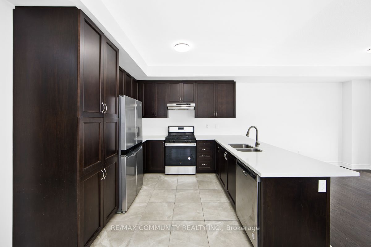 33 Liam Lane, Markham, ON, L3S 3J5 - 10