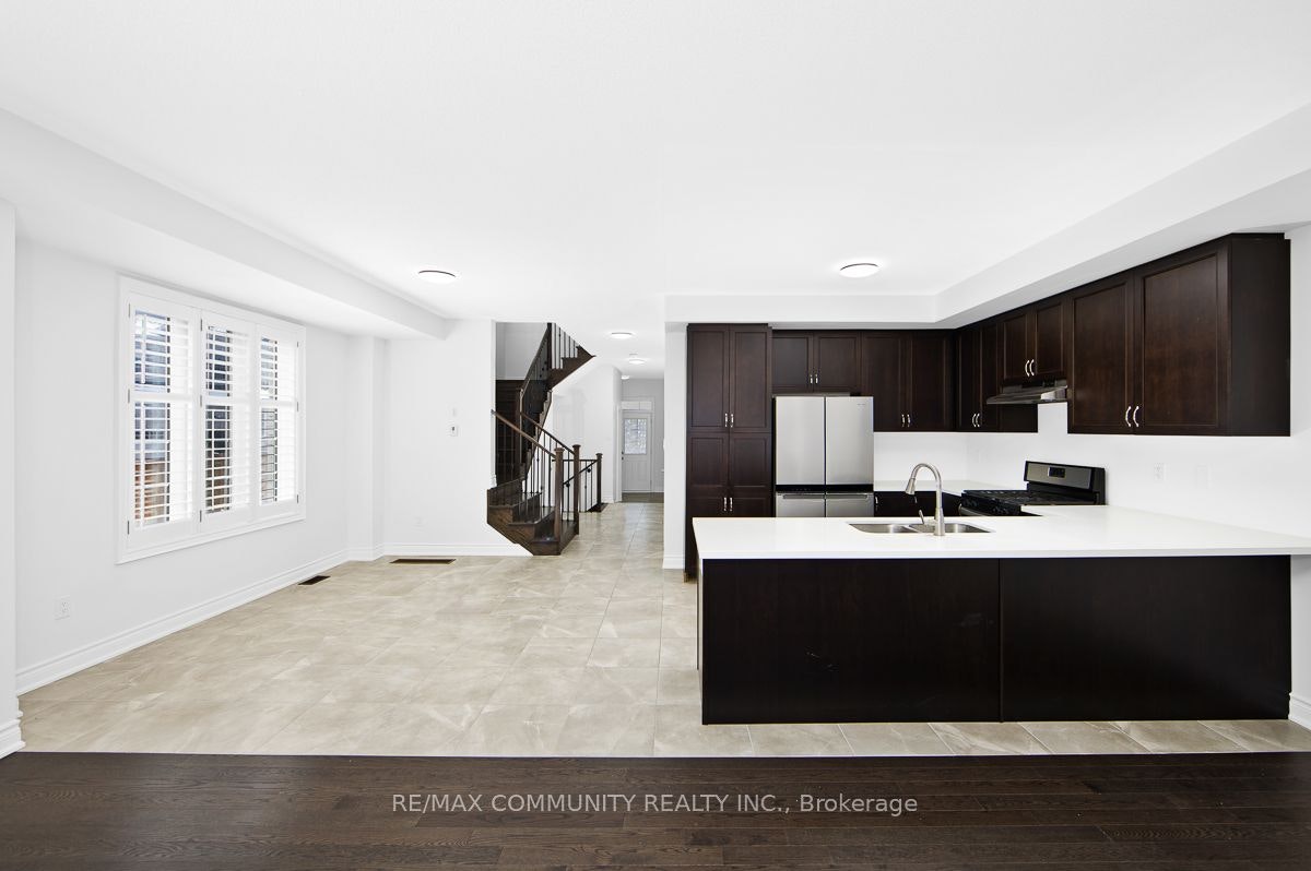 33 Liam Lane, Markham, ON, L3S 3J5 - 9