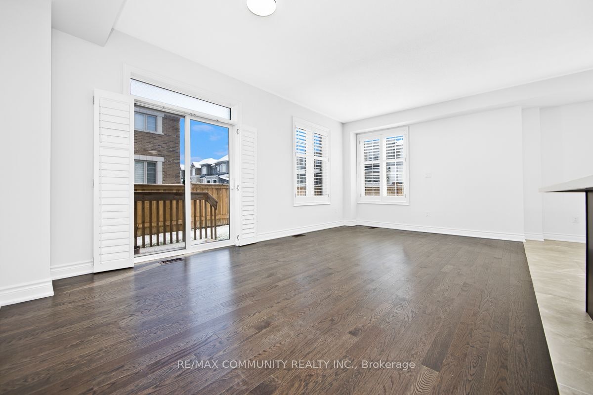 33 Liam Lane, Markham, ON, L3S 3J5 - 8