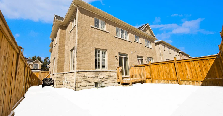 33 Liam Lane, Markham, ON, L3S 3J5 - 23