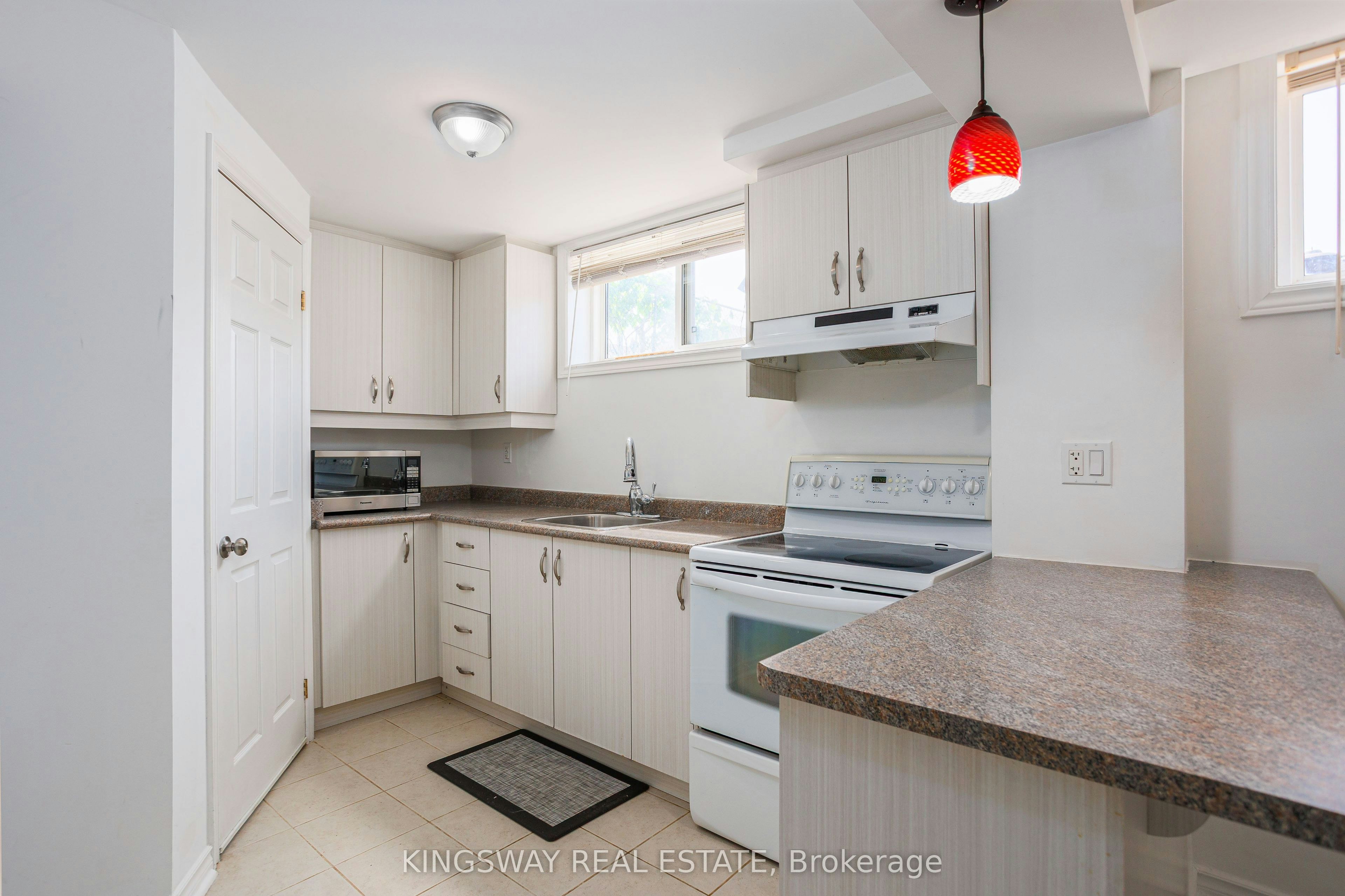 57 Lancer Drive, Vaughan, ON, L6A 1C9 - 4