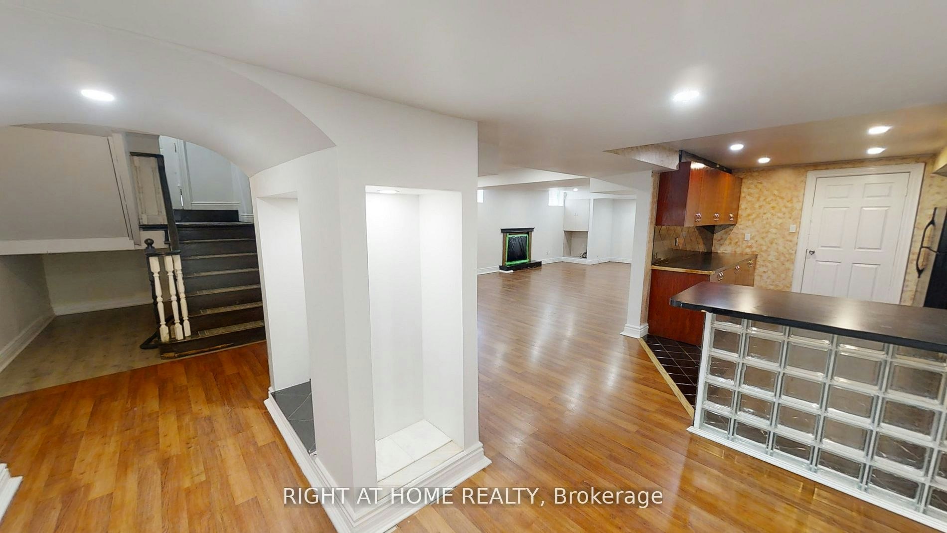 31 Northgate Crescent E, Richmond Hill, ON, L4B 2K8 - 5