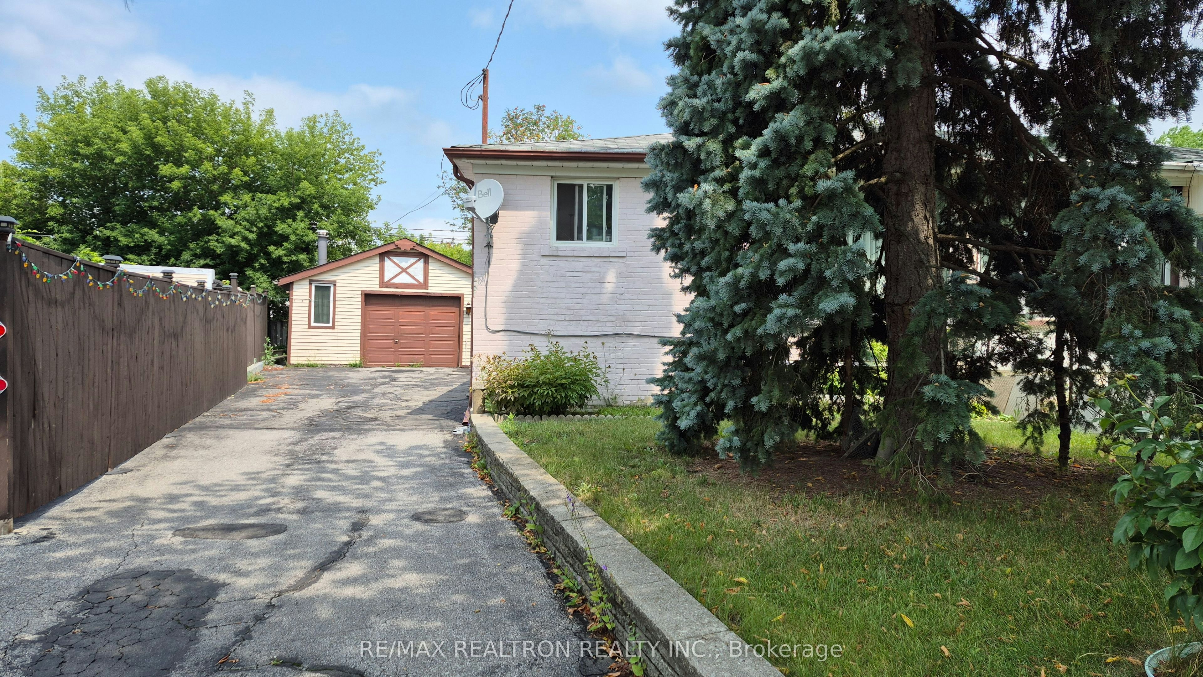 314 Browndale Crescent, Richmond Hill, ON, L4C 3J2