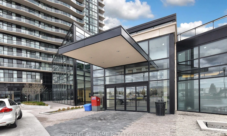 312-2910 Highway No, 7 Road W