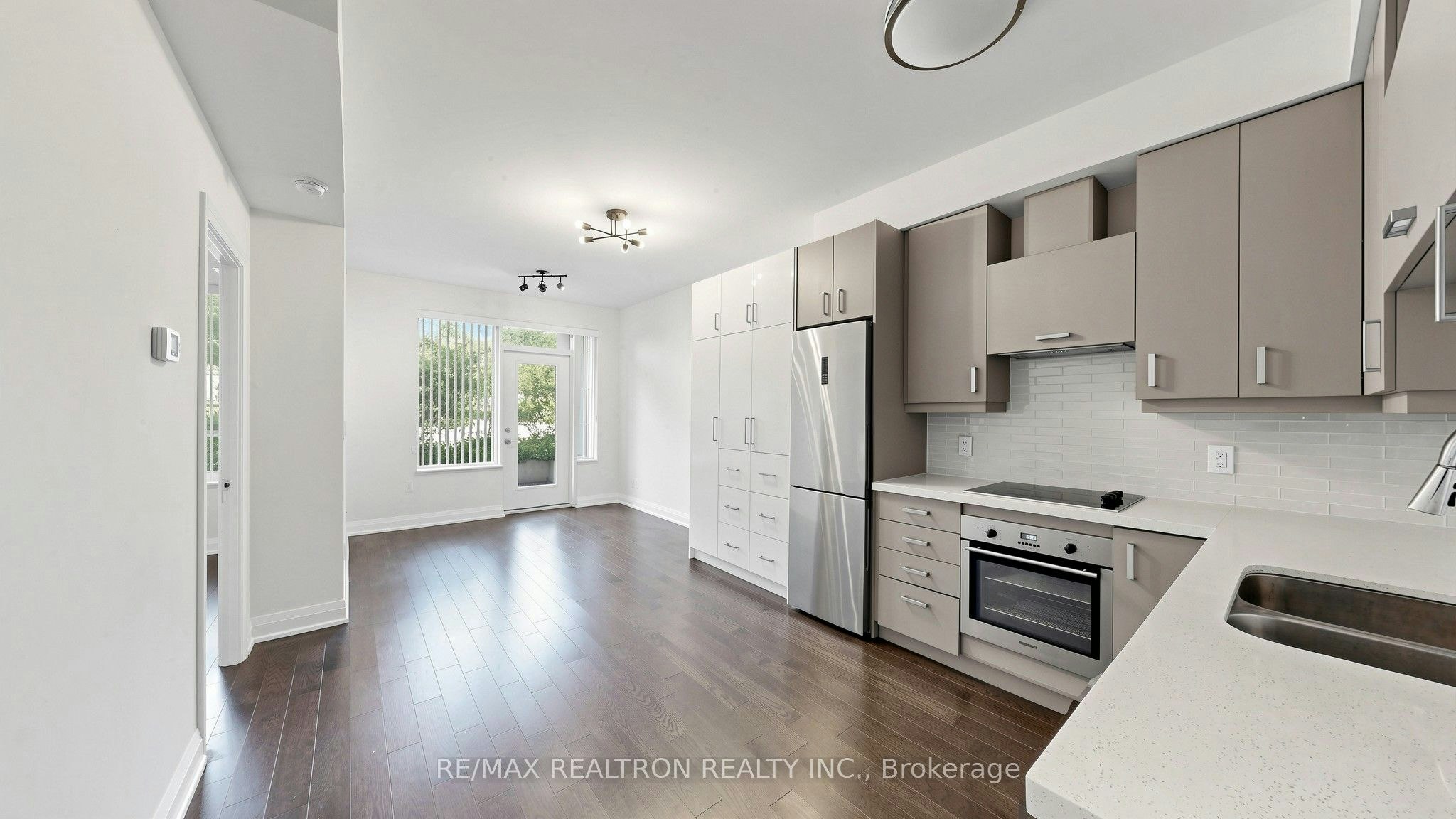 102-18 Uptown Drive, Markham, ON, L3R 5M5 - 16