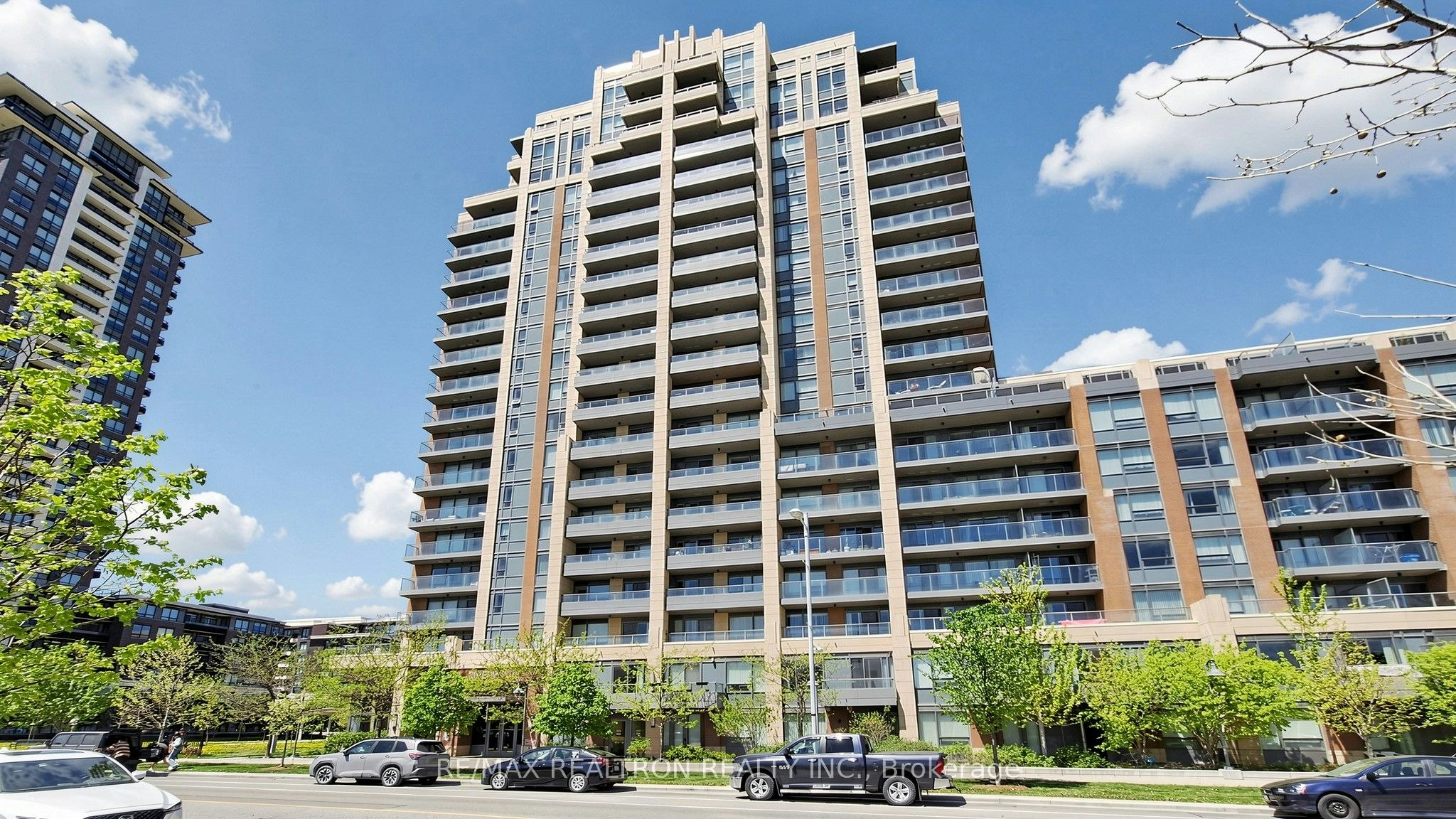102-18 Uptown Drive, Markham, ON, L3R 5M5 - 2