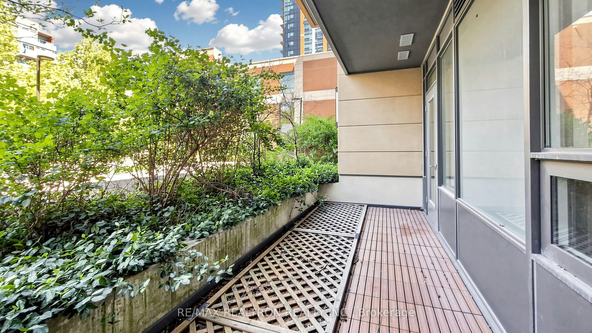 102-18 Uptown Drive, Markham, ON, L3R 5M5 - 32