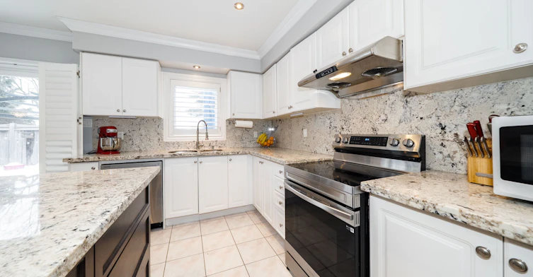 2211 Old Rutherford Road, Vaughan, ON, L6A 1Z7 - 8