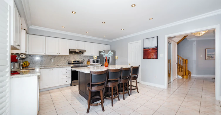 2211 Old Rutherford Road, Vaughan, ON, L6A 1Z7 - 10