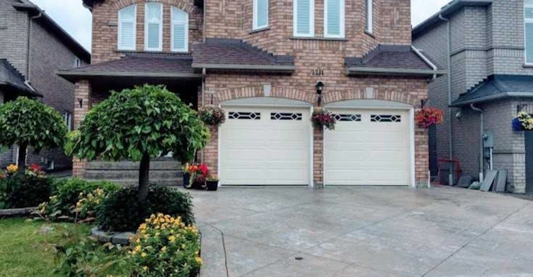 2211 Old Rutherford Road, Vaughan, ON, L6A 1Z7