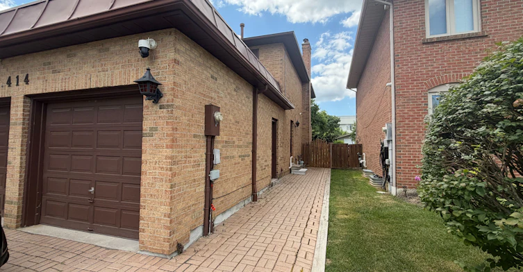 414 Wycliffe Avenue, Vaughan, ON, L4L 3P4 - 2