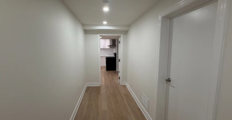414 Wycliffe Avenue, Vaughan, ON, L4L 3P4 - 5