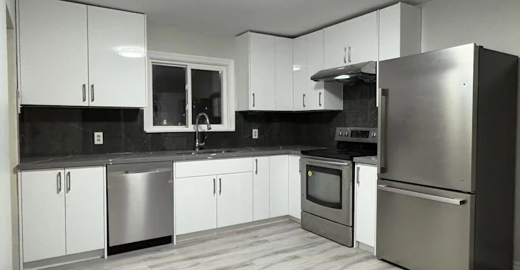 15395 Bayview Avenue, Aurora, ON, L4G 0K9 - 4