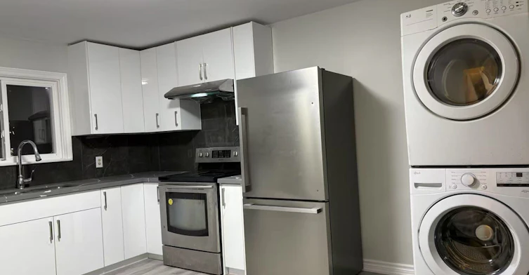 15395 Bayview Avenue, Aurora, ON, L4G 0K9 - 5