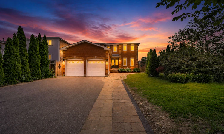 36 Coldstream Crescent