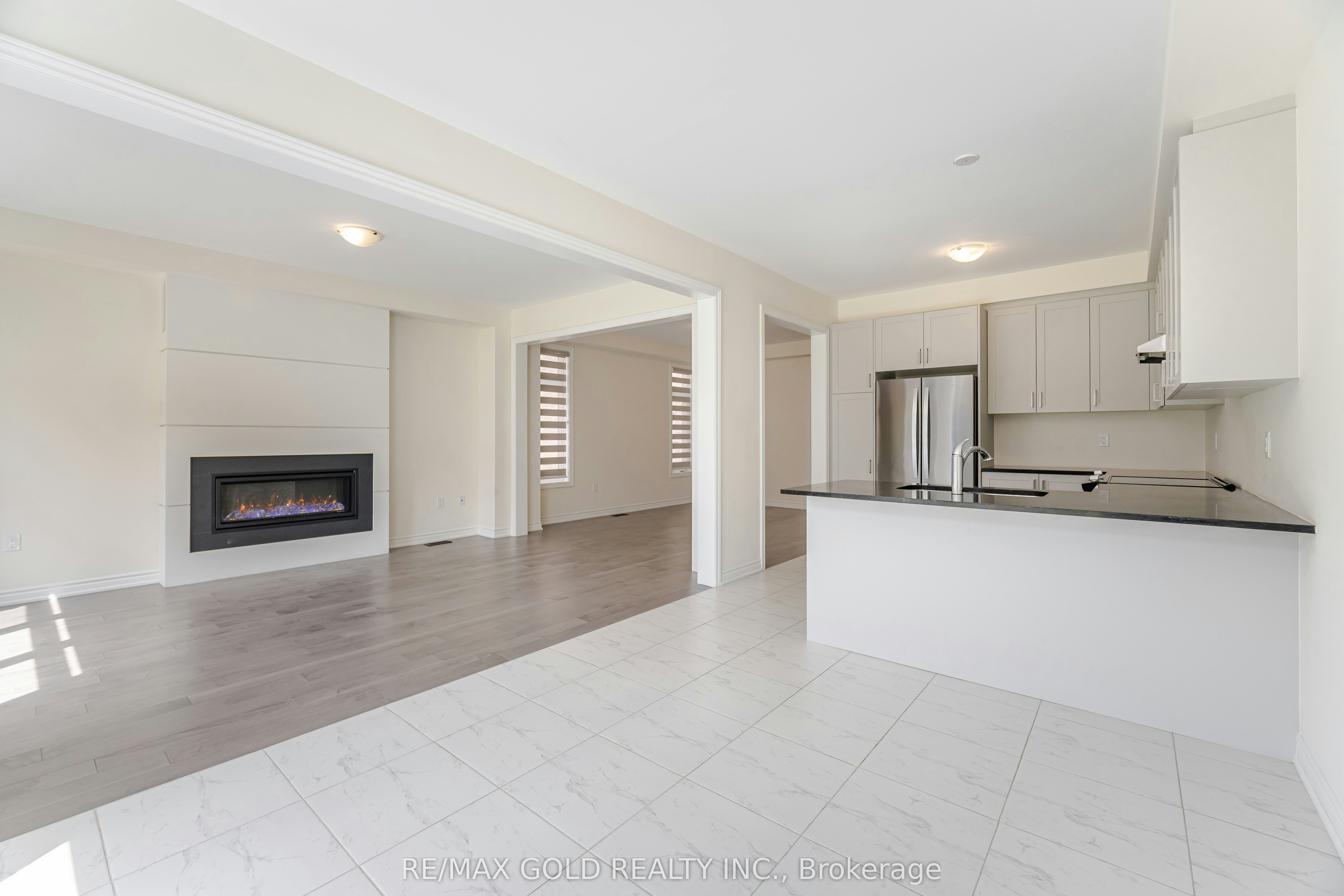 9 Kentledge Avenue, East Gwillimbury, ON, L9N 0V9 - 15