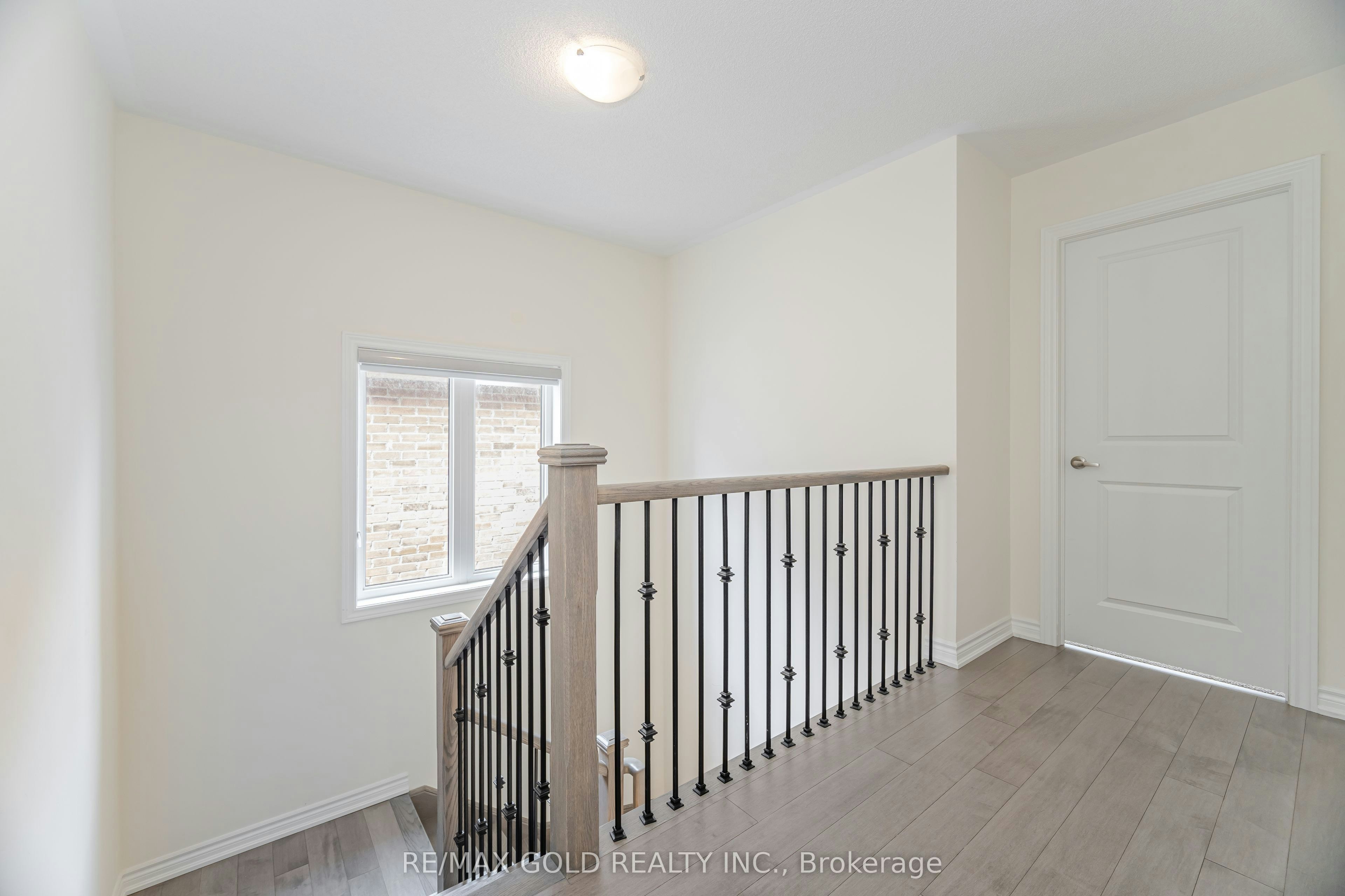 9 Kentledge Avenue, East Gwillimbury, ON, L9N 0V9 - 21
