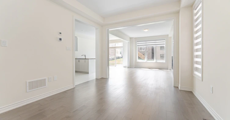 9 Kentledge Avenue, East Gwillimbury, ON, L9N 0V9 - 7