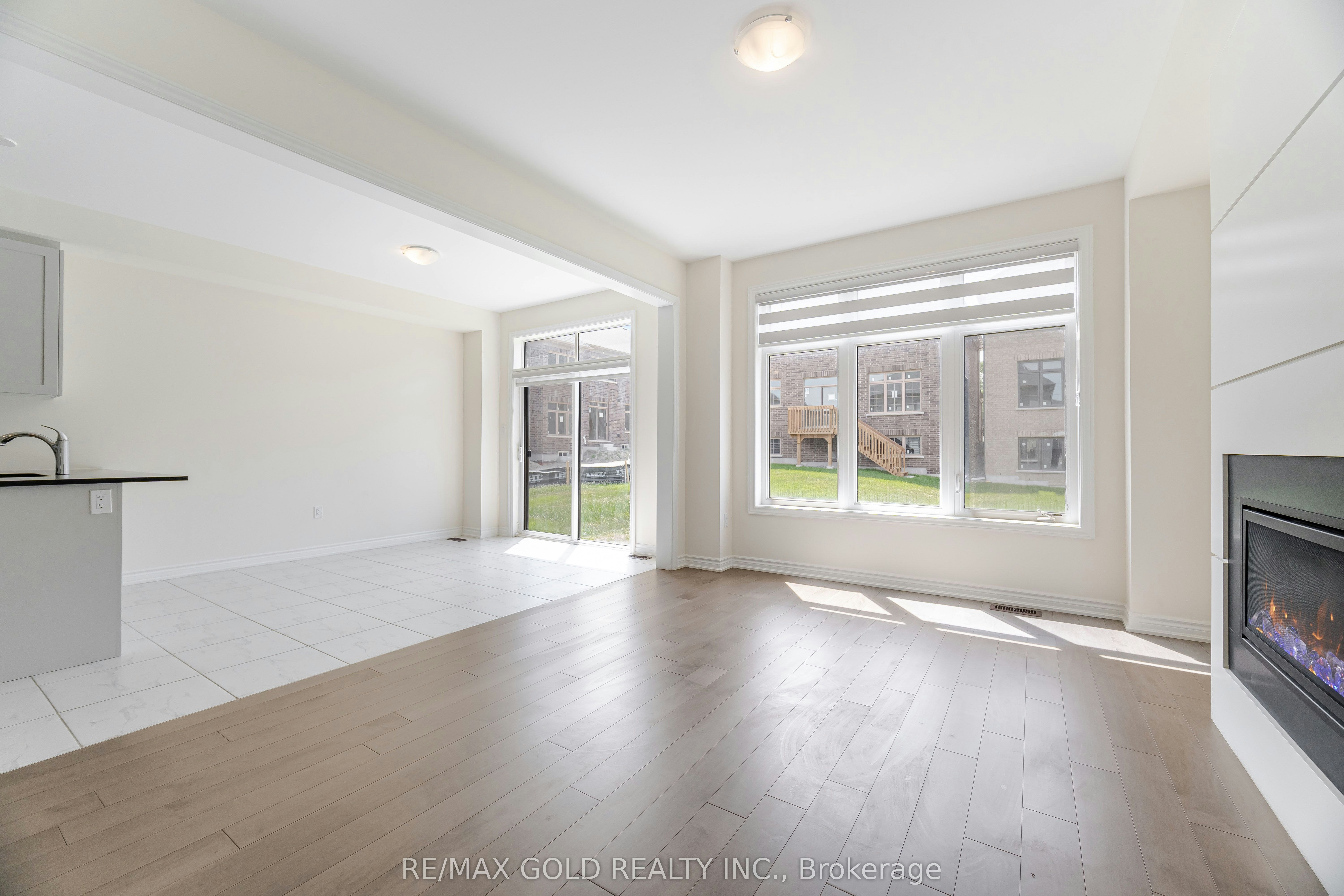 9 Kentledge Avenue, East Gwillimbury, ON, L9N 0V9 - 13