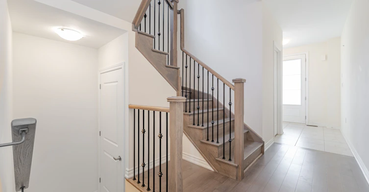 9 Kentledge Avenue, East Gwillimbury, ON, L9N 0V9 - 36