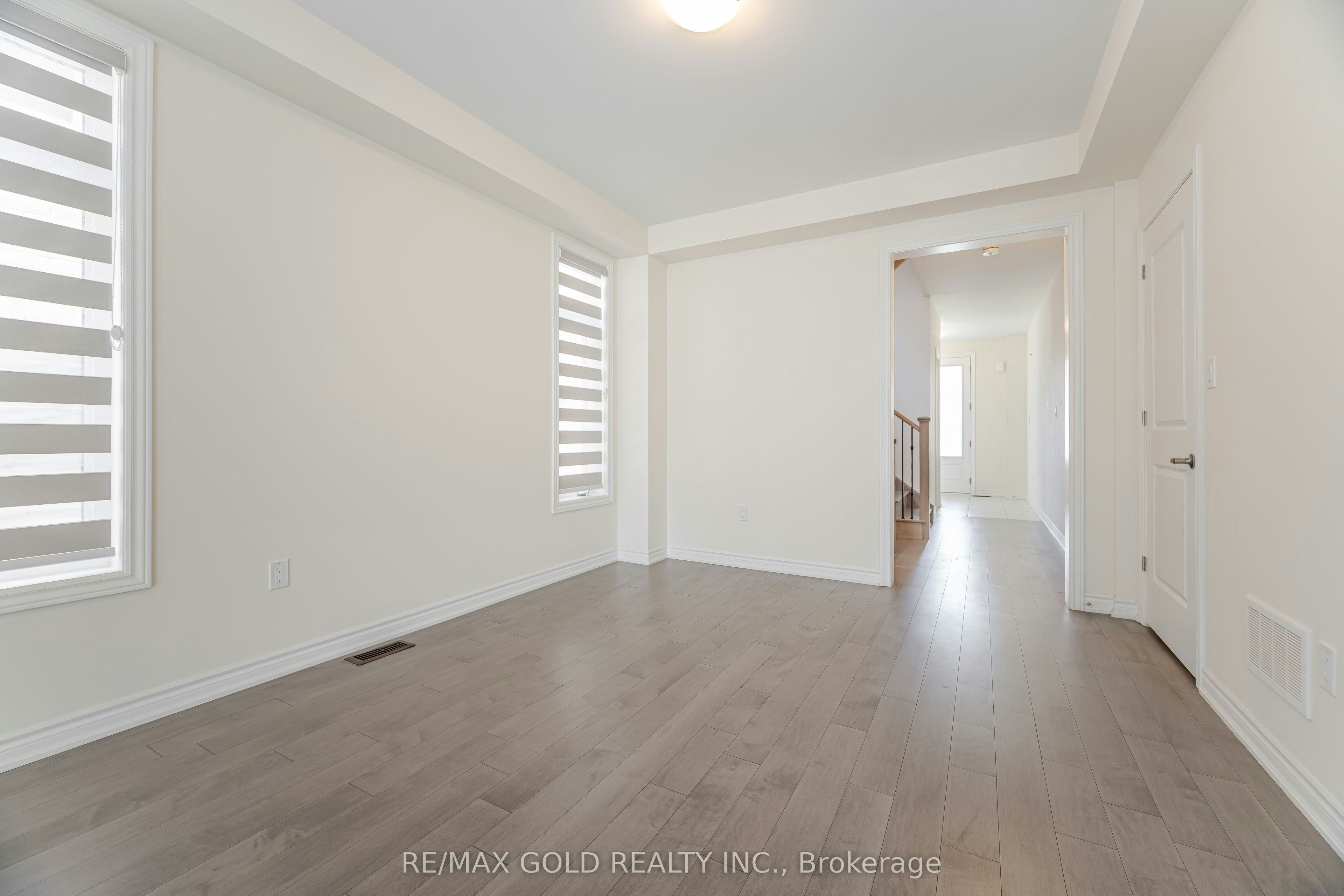 9 Kentledge Avenue, East Gwillimbury, ON, L9N 0V9 - 5