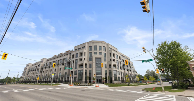 539-2075 King Road, King, ON, L7B 0R6