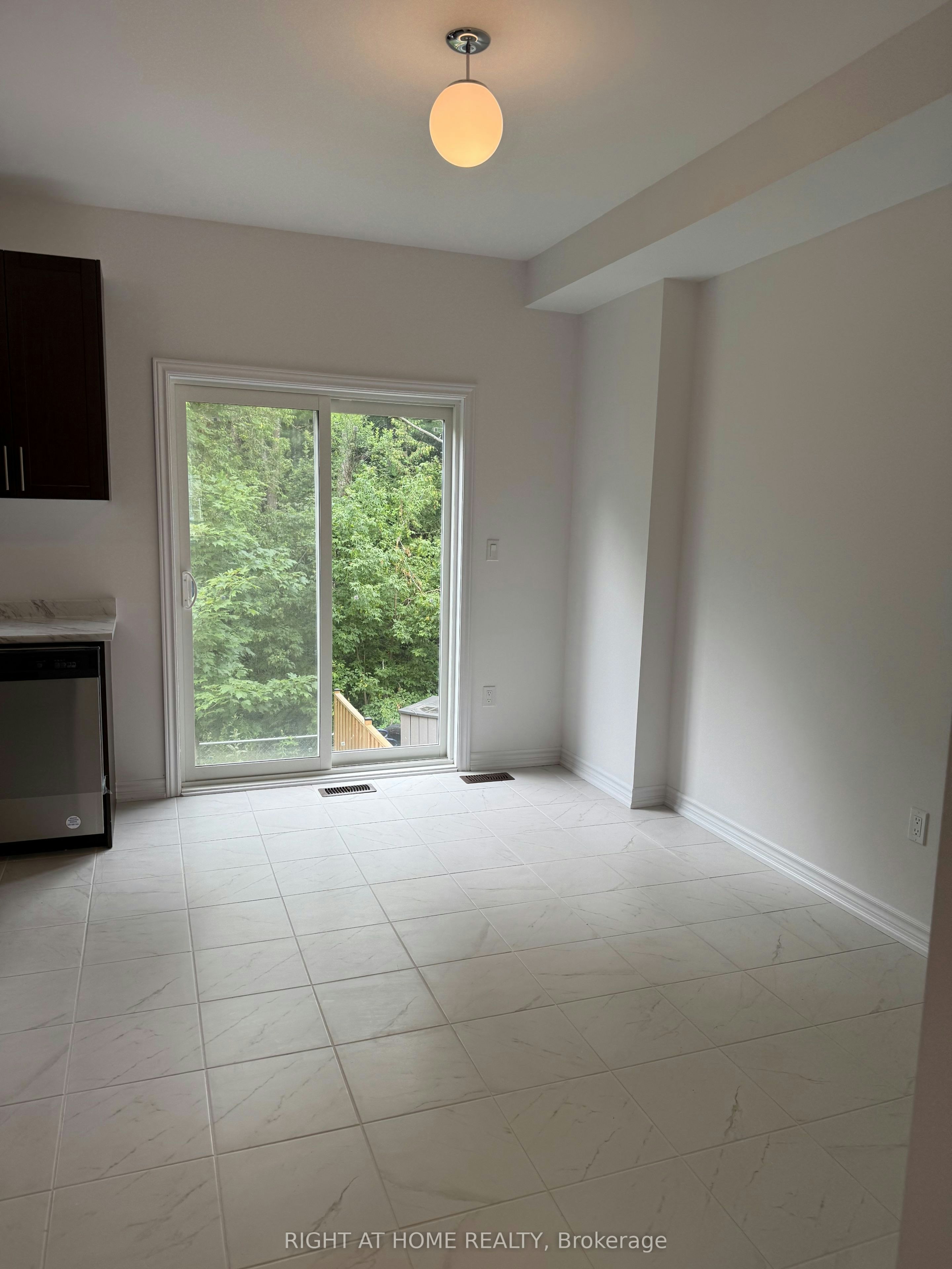 44 Milson Crescent, Essa, ON, N1C 1G8 - 4