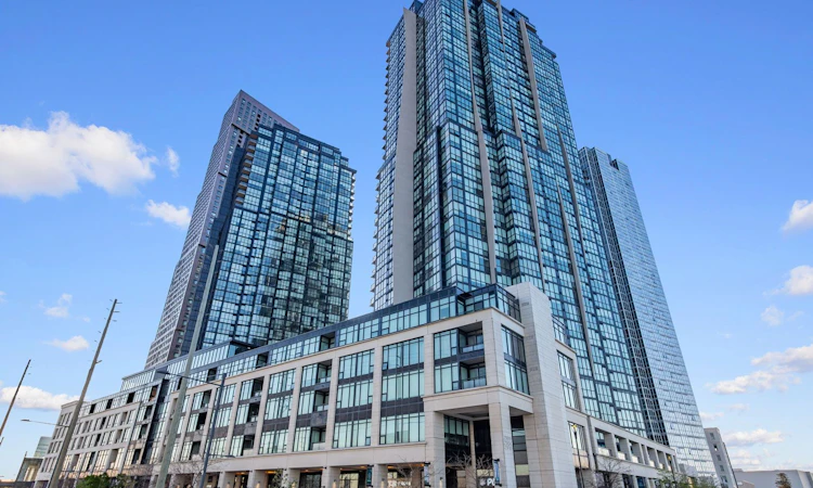 512-2900 Highway 7 N/A
