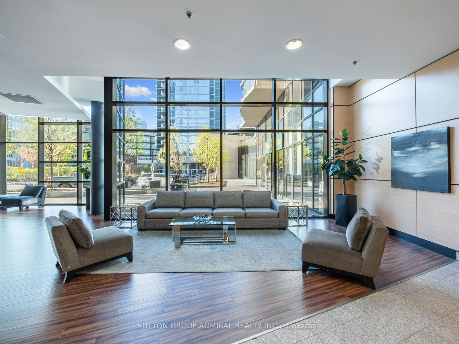512-2900 Highway 7 N/A - 5