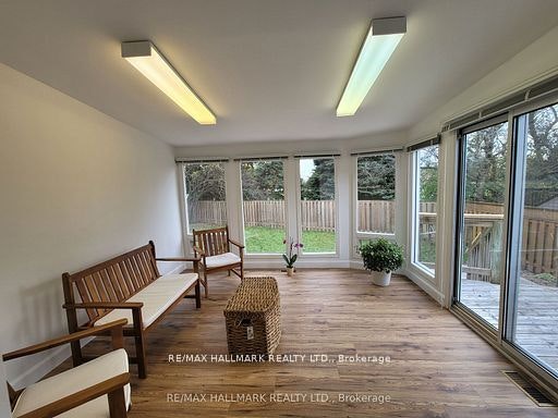 23 Ironshield Crescent, Markham, ON, L3T 3K7 - 8