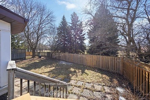 23 Ironshield Crescent, Markham, ON, L3T 3K7 - 14