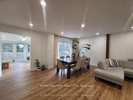 23 Ironshield Crescent, Markham, ON, L3T 3K7 - 2