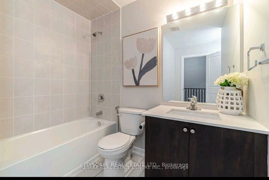 17 Beliveau Street, Vaughan, ON, L4L 0M1 - 6