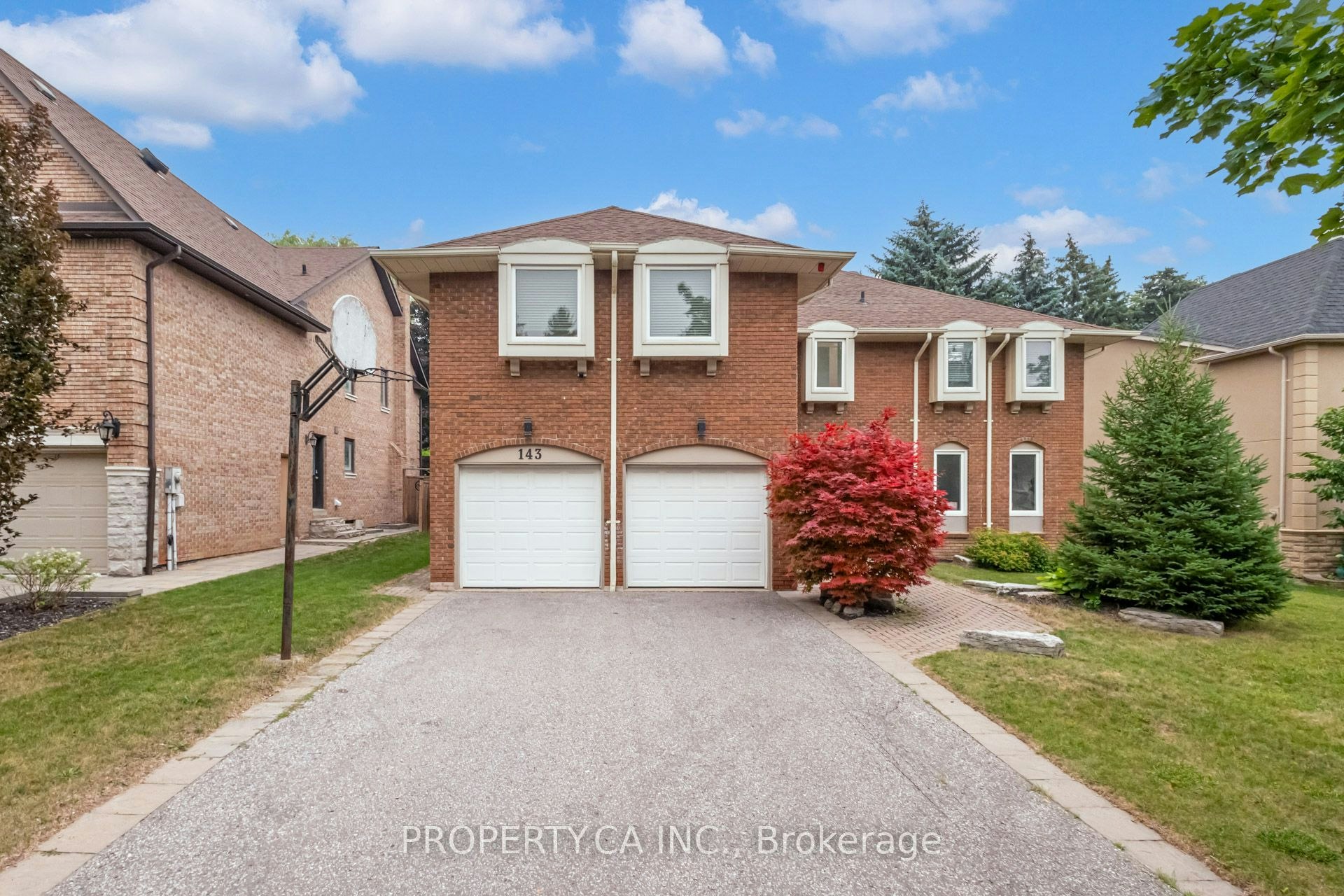143 Cambridge Crescent, Richmond Hill, ON, L4C 6G1