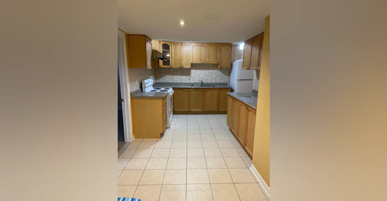 24 Elmrill Road, Markham, ON, L6C 2N8 - 6