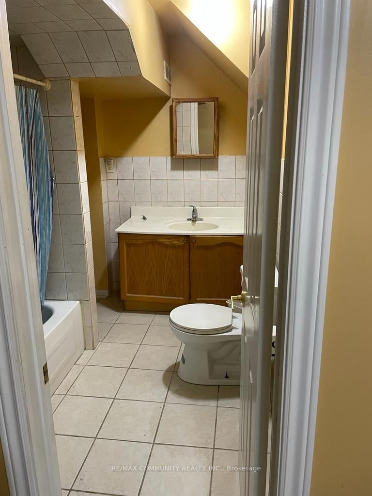 24 Elmrill Road, Markham, ON, L6C 2N8 - 8