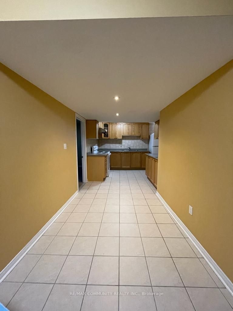 24 Elmrill Road, Markham, ON, L6C 2N8 - 9