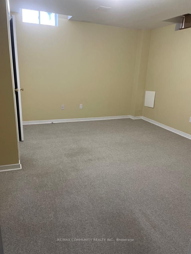 24 Elmrill Road, Markham, ON, L6C 2N8 - 7