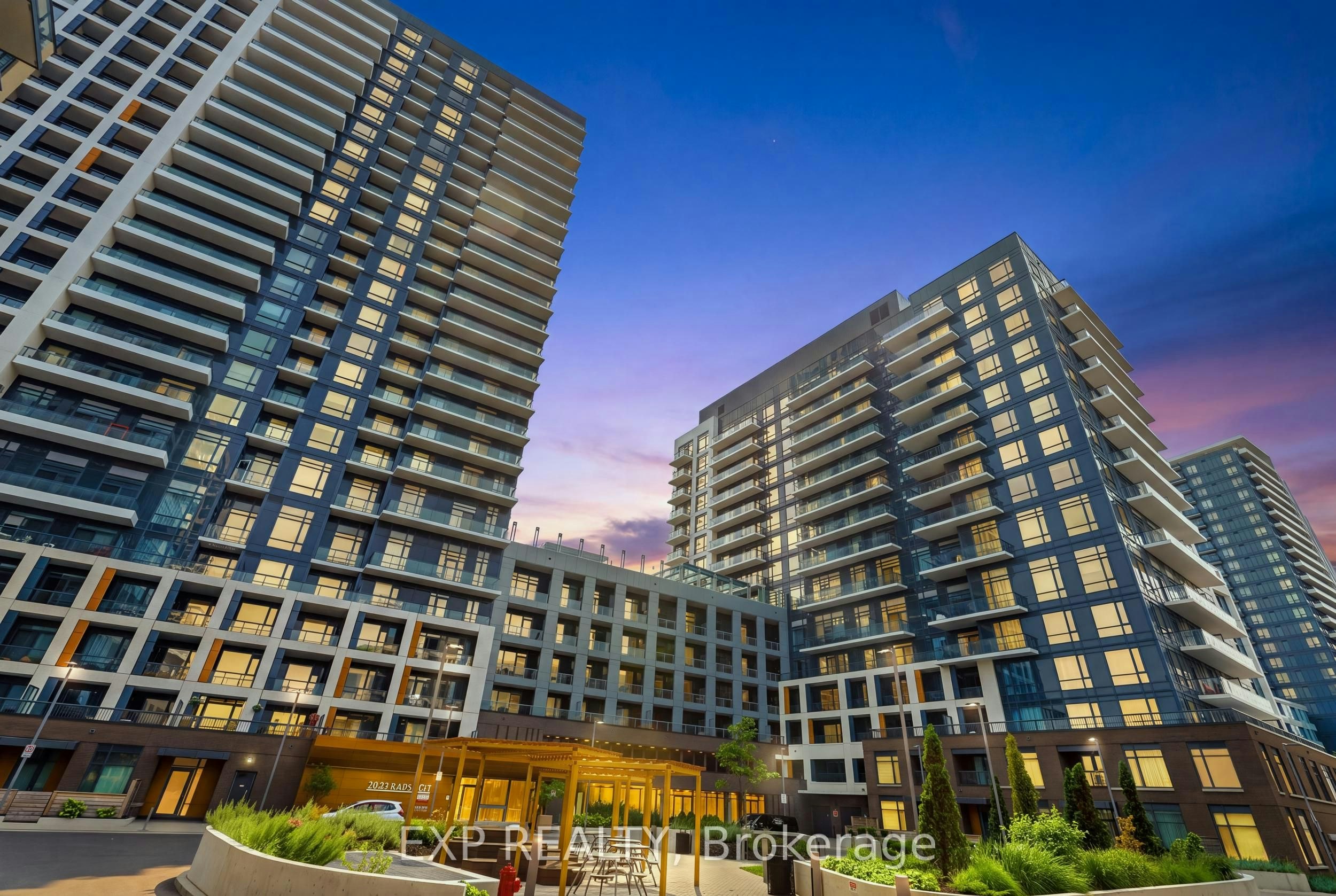 625-7950 Bathurst Street, Vaughan, ON, L4J 0L4