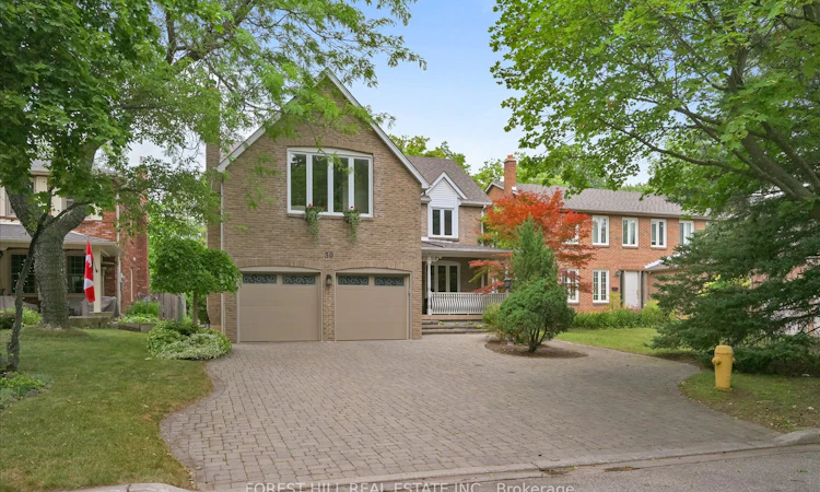 30 Pennock Crescent
