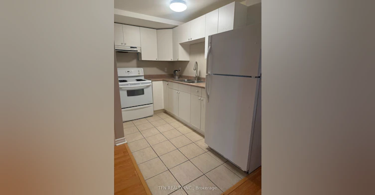 Lower-583 Pelletier Court, Newmarket, ON, L3X 2N6 - 8