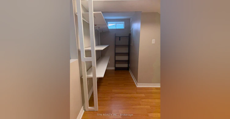 Lower-583 Pelletier Court, Newmarket, ON, L3X 2N6 - 6