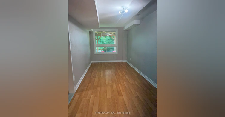 Lower-583 Pelletier Court, Newmarket, ON, L3X 2N6 - 3