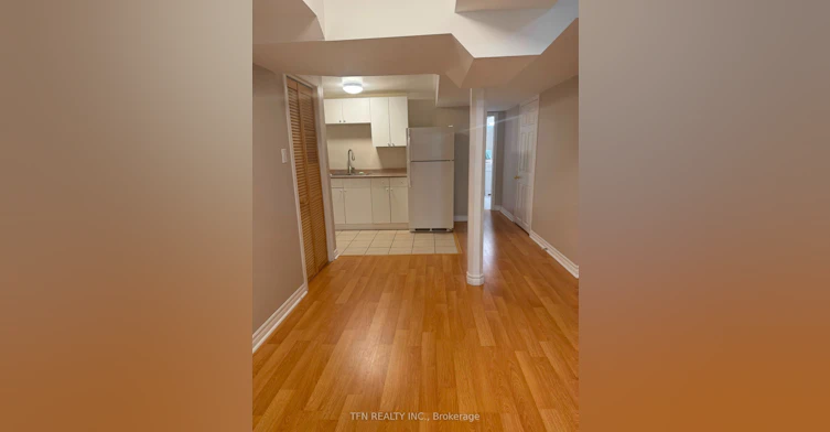 Lower-583 Pelletier Court, Newmarket, ON, L3X 2N6 - 7