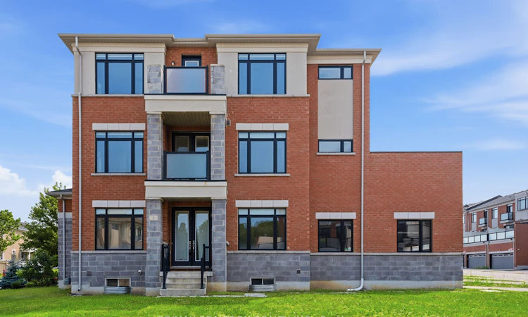 5 Sparks Street