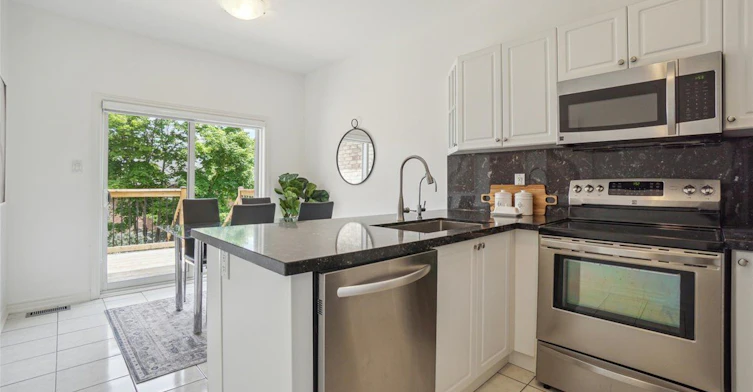 2172 Dawson Crescent, Innisfil, ON, L9S 0H1 - 13