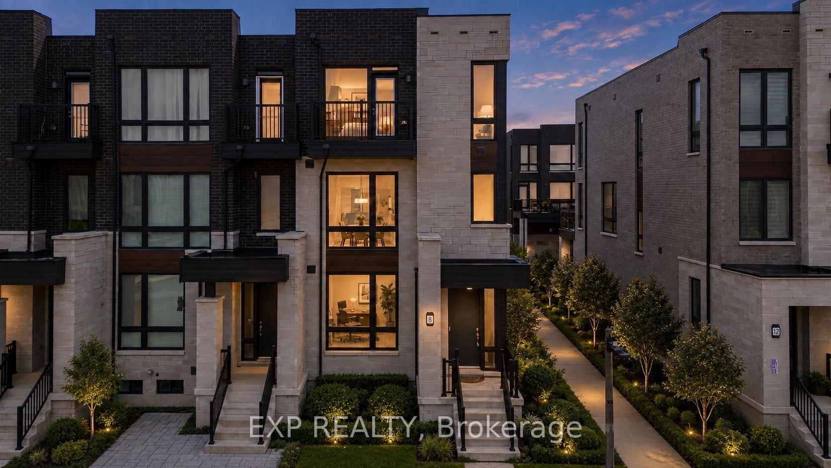 8 Hammersmith Lane, Markham, ON, L6C 0Z5