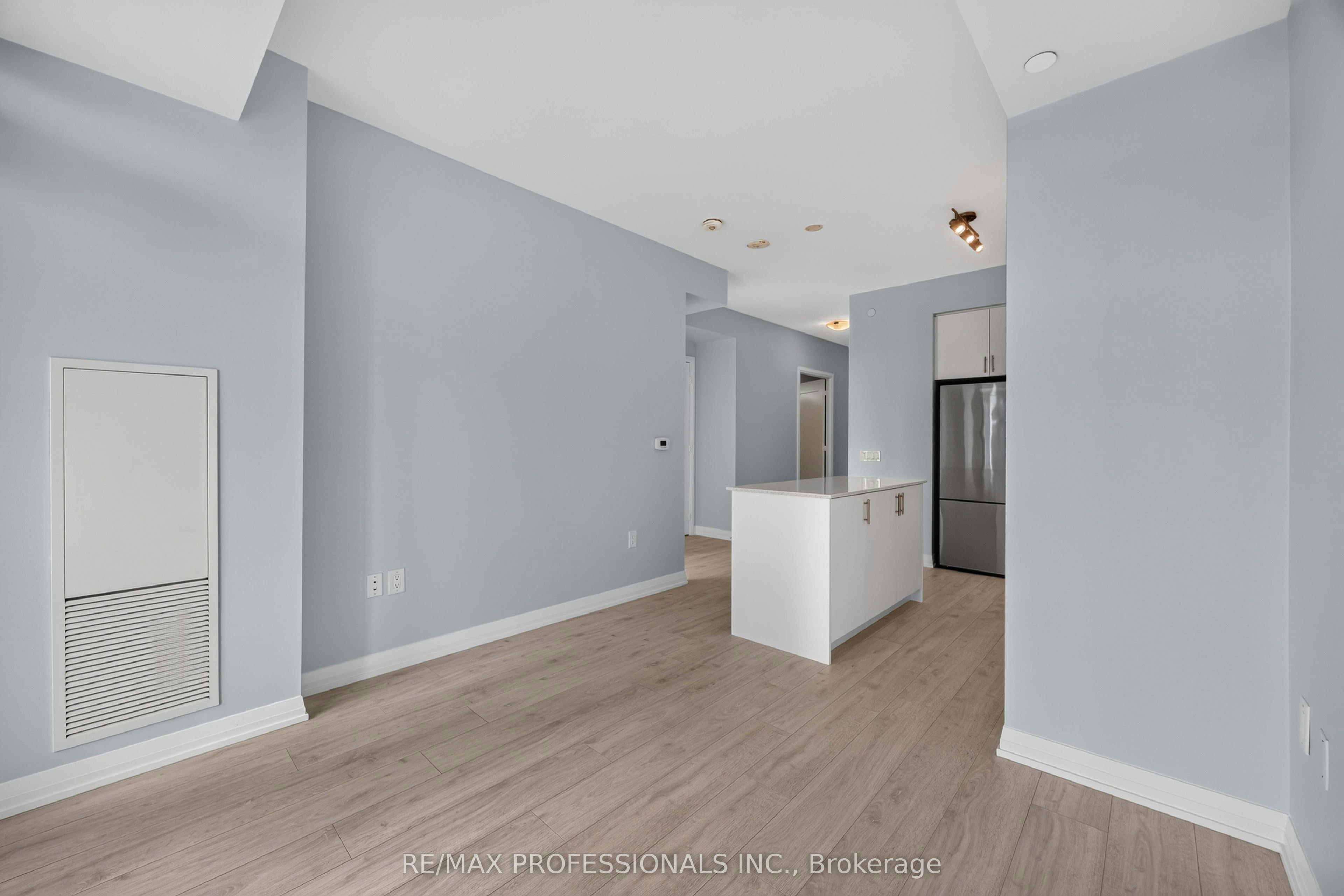 522-9000 Jane Street, Vaughan, ON, L4K 2M9 - 8