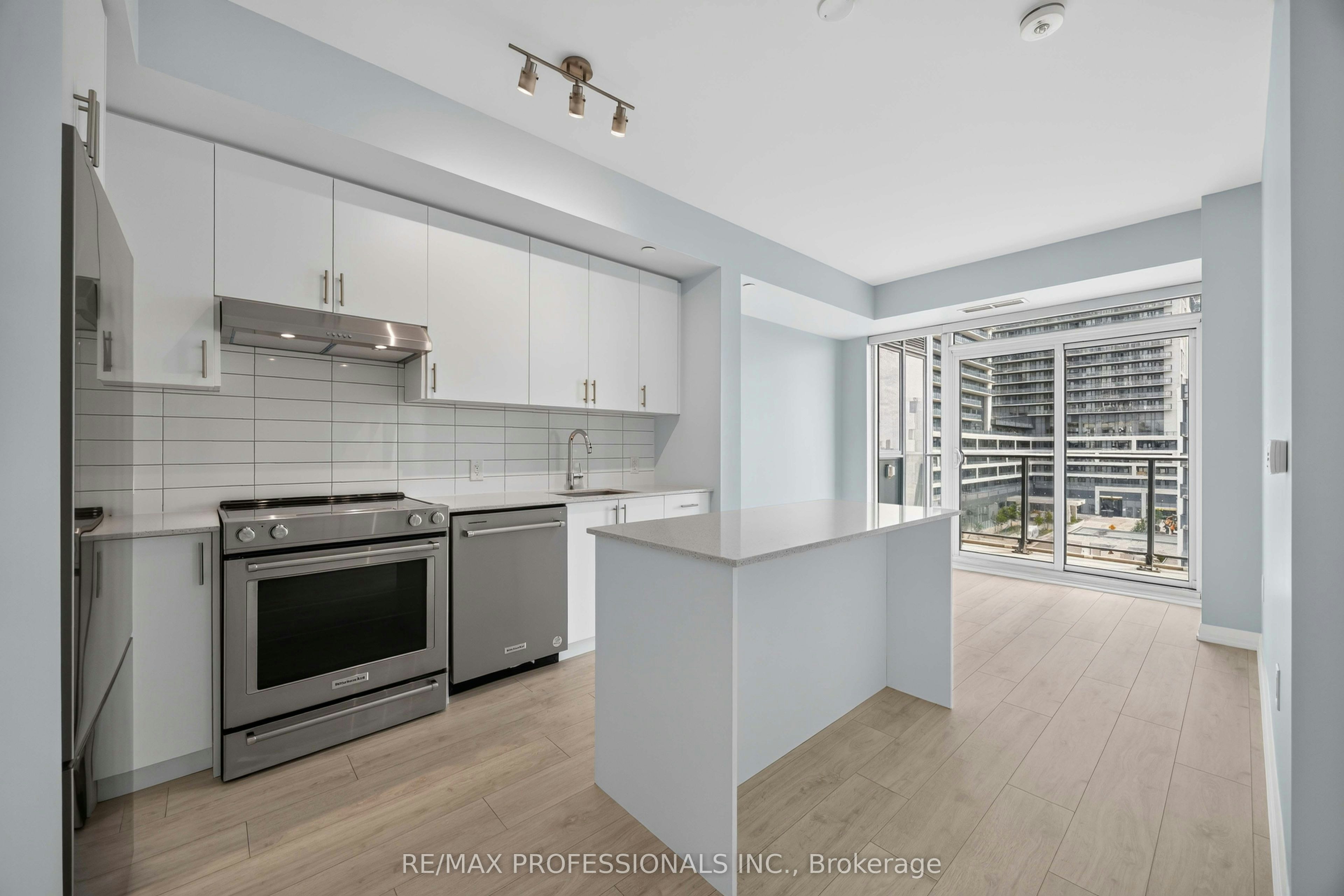 522-9000 Jane Street, Vaughan, ON, L4K 2M9 - 11